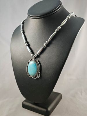 1970s Native American Navajo Made Necklace with Kingman Turquoise