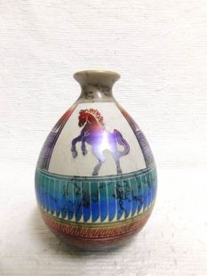 Native American Navajo Fine Etched Horsehair Smoke Pot with War Pony