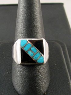 Native American Zuni Made Ring with Turquoise