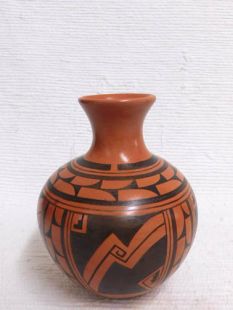 Native American Hopi Handbuilt and Handpainted Traditional Pot