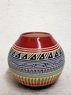 Native American Navajo White Clay Pot