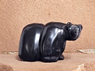 Zuni Carved Bear Fetish