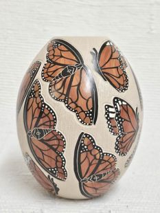 Mata Ortiz Handbuilt and Handetched Pot with Butterflies