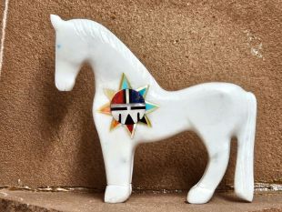 Zuni Carved Horse Fetish