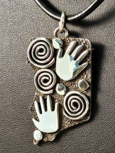 Native American Zuni/Navajo Made Pendant