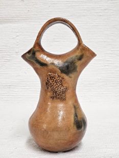 Native American Navajo Handbuilt Wedding Vase with Horned Toad and Corn