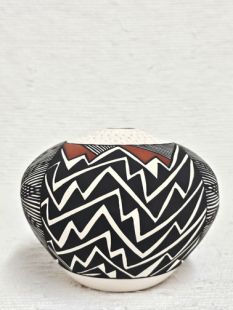 Native American Acoma Handpainted and Tool Marked Seed Pot
