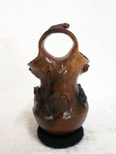 Native American Navajo Handbuilt Wedding Vase with Horned Toads 