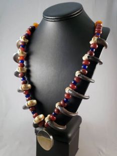 Native American Apache Made Bear Claw Necklace 