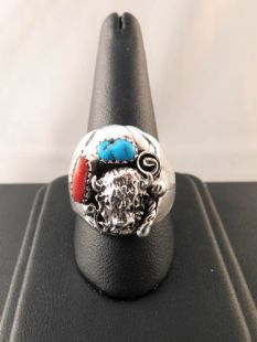 Native American Navajo Made Ring with Buffalo