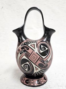 Mata Ortiz Handbuilt and Handpainted Wedding Vase