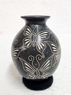Mata Ortiz Handbuilt and Handetched Pot with Butterflies