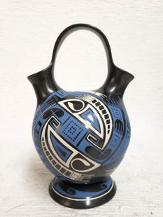 Mata Ortiz Handbuilt and Handpainted Wedding Vase