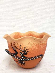 Native American Zuni Handbuilt and Handpainted Pot