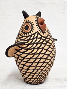 Native American Zuni Handbuilt and Handpainted Owl
