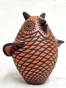 Native American Zuni Handbuilt and Handpainted Owl