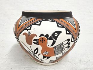 Native American Acoma Handpainted Traditional Pot