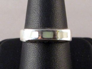 Vintage Native American Navajo Made Inlaid Ring