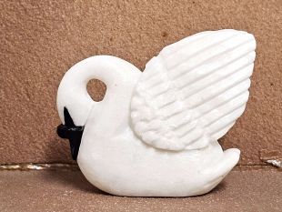Zuni Carved Swan Fetish