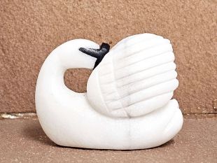 Zuni Carved Swan Fetish
