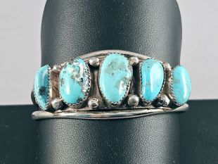 Vintage Native American Navajo Made Cuff Bracelet with Turquoise 