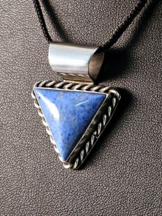 Native American Navajo Made Arrowhead Pendant with Lapis 