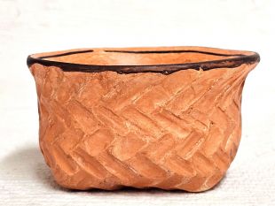 Native American Hopi Handbuilt and Handpainted Bowl