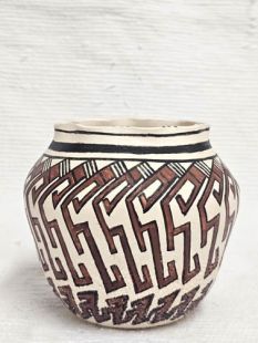 Native American Hopi Handbuilt and Handpainted Pot