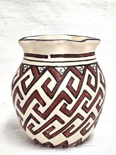 Native American Hopi Handbuilt and Handpainted Pot