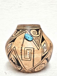 Native American Hopi Handbuilt and Handpainted Pot