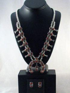 Vintage Native American Zuni Made Squash Blossom Necklace and Earrings