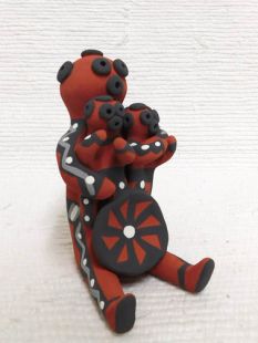 Native American Jemez Made Mudhead Storyteller with Two Little Mudheads and a Basket