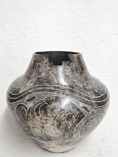 Native American Made Ceramic Horsehair Traditional Pot with Kiva Cutout