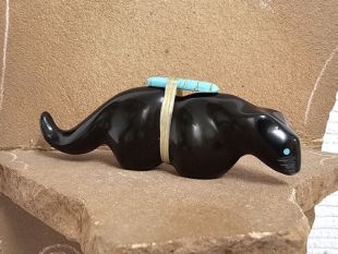 Zuni Carved Mountain Lion Fetish