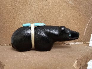 Zuni Carved Bear Fetish