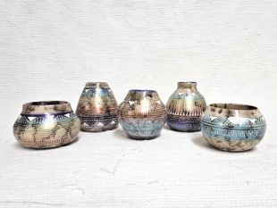 Native American Navajo Fine Etched Horsehair Tiny Pots
