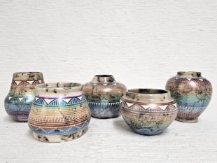 Native American Navajo Fine Etched Horsehair Small Pots