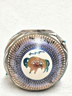 Native American Navajo Made Ceramic Fine Etched Horsehair Twist Pot with Buffalo and Butterfly