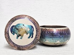Native American Navajo Made Ceramic Fine Etched Horsehair Jewelry Box with Buffalo