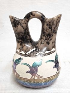 00Native American Navajo Fine Etched Horsehair Wedding Vase with Eagles