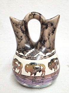 Native American Navajo Fine Etched Horsehair Wedding Vase with Buffalo