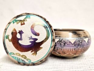 Native American Navajo Made Ceramic Fine Etched Horsehair Jewelry Box with Lizard