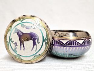 Native American Navajo Made Ceramic Fine Etched Horsehair Jewelry Box with Horse