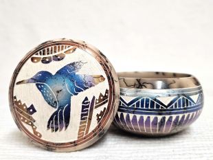 Native American Navajo Made Ceramic Fine Etched Horsehair Jewelry Box with Hummingbird