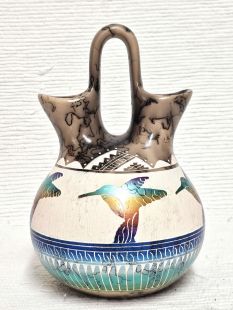 Native American Navajo Fine Etched Horsehair Wedding Vase with Hummingbirds