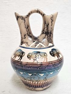 Native American Navajo Fine Etched Horsehair Wedding Vase with Buffalo