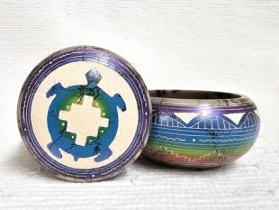 Native American Navajo Made Ceramic Fine Etched Horsehair Jewelry Box with Turtle