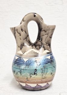 Native American Navajo Fine Etched Horsehair Wedding Vase