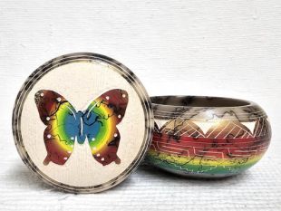 Native American Navajo Made Ceramic Fine Etched Horsehair Jewelry Box with Butterfly