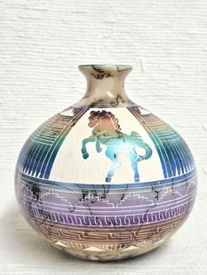 Native American Navajo Made Ceramic Fine Etched Horsehair Smoke Pot with Horse